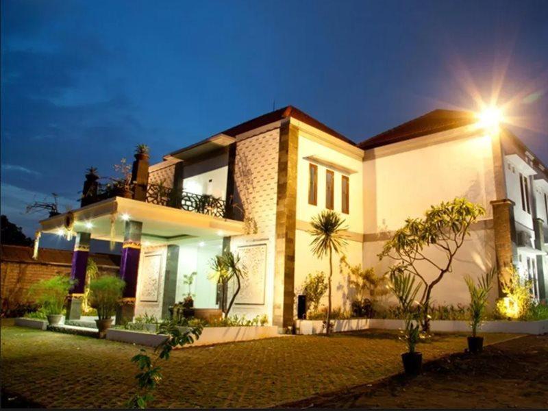 OYO 3910 Teges Inn Kuta Lombok Exterior foto