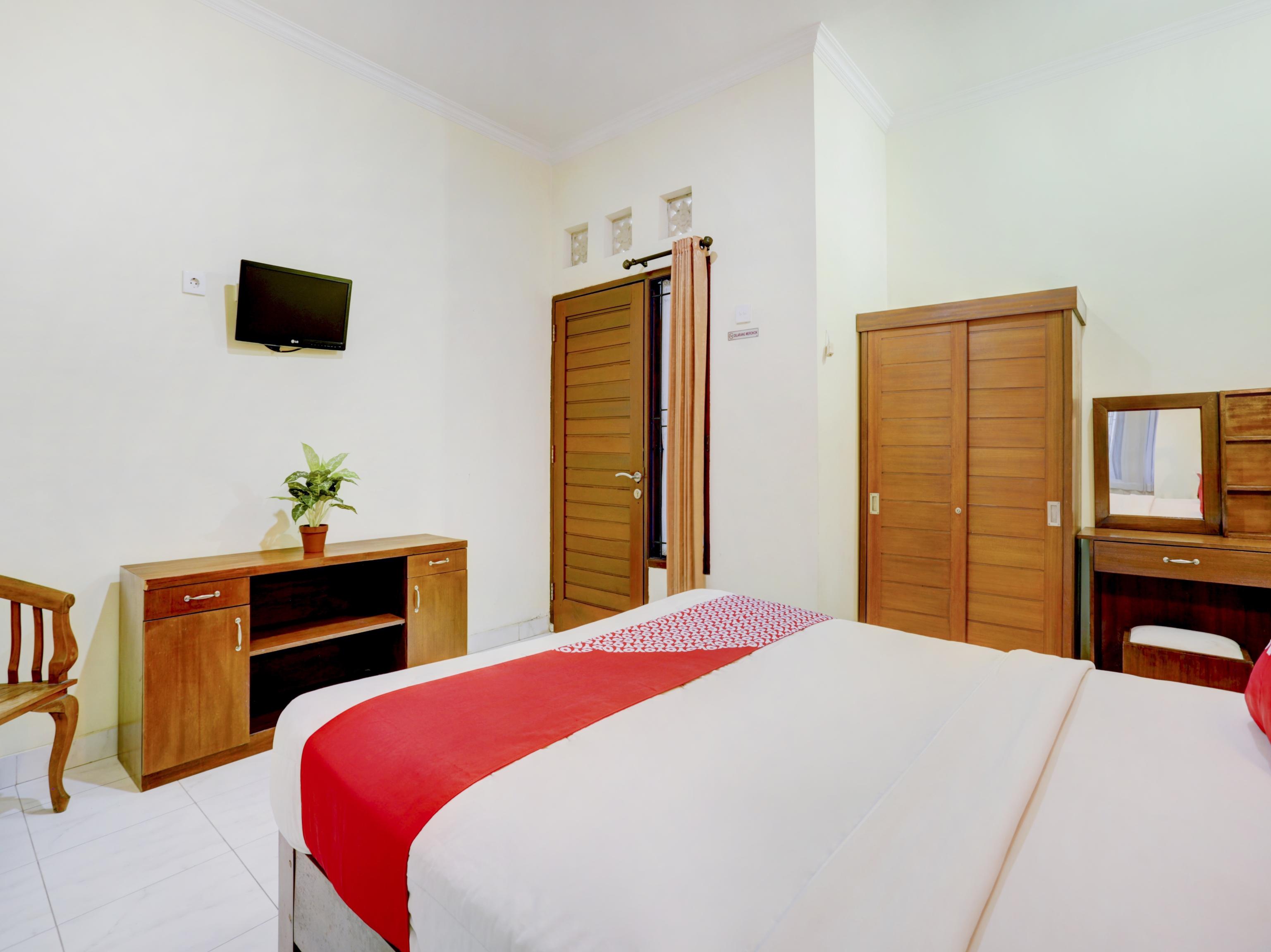 OYO 3910 Teges Inn Kuta Lombok Exterior foto