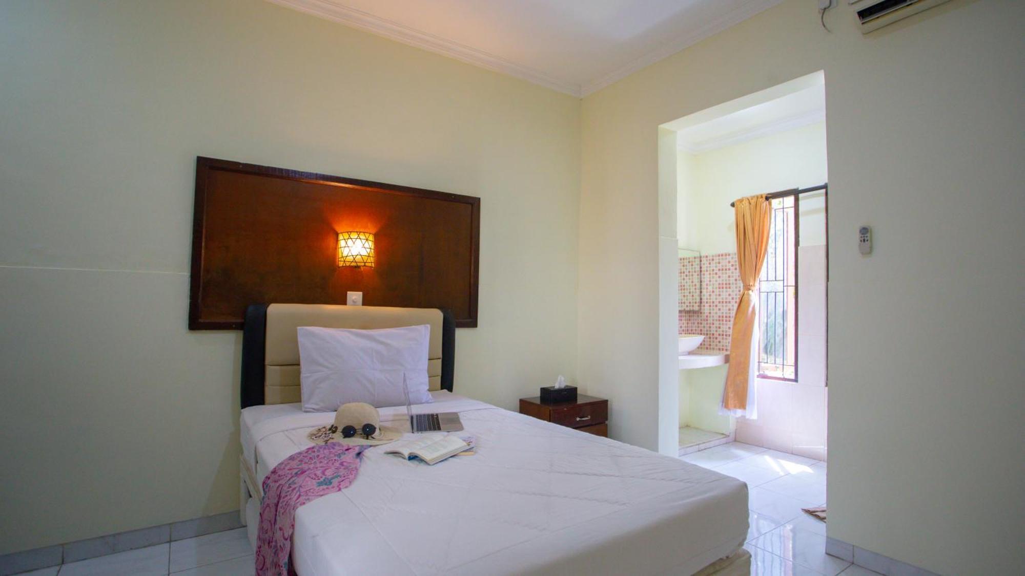 OYO 3910 Teges Inn Kuta Lombok Exterior foto